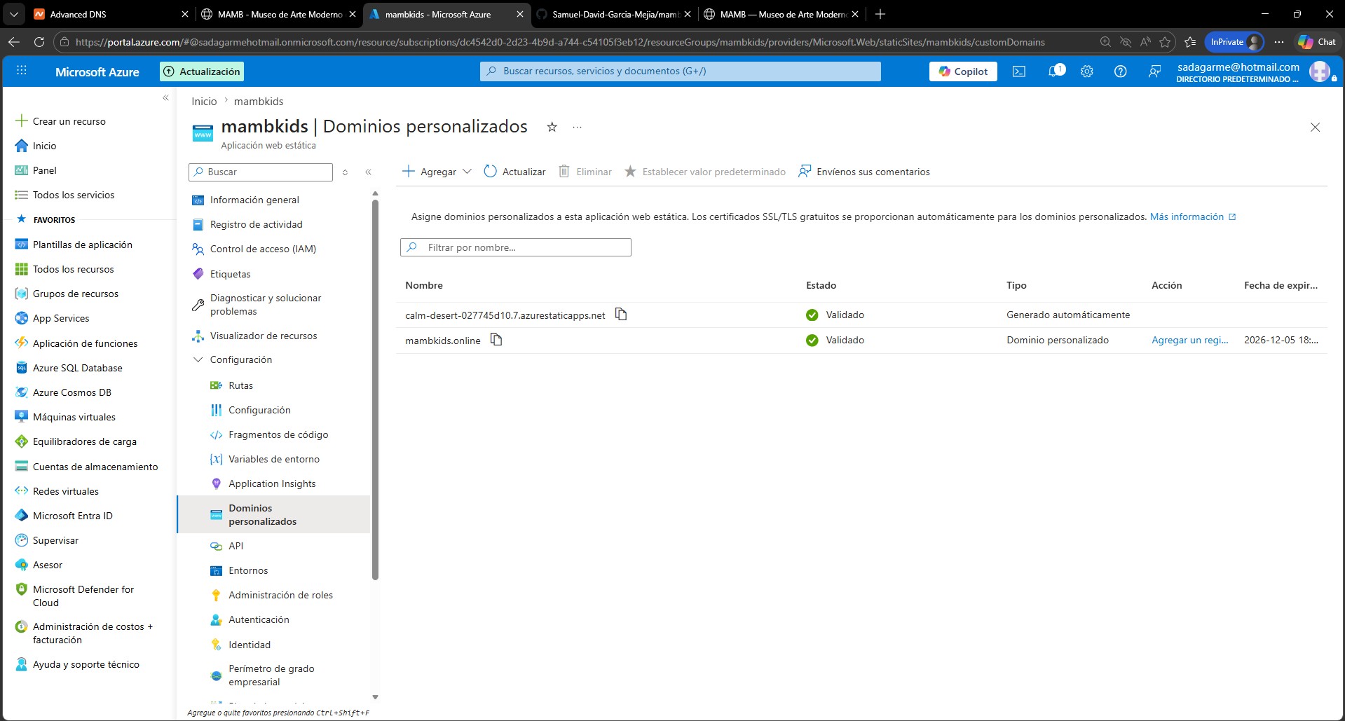 Panel de dominios personalizados en Azure mostrando validación